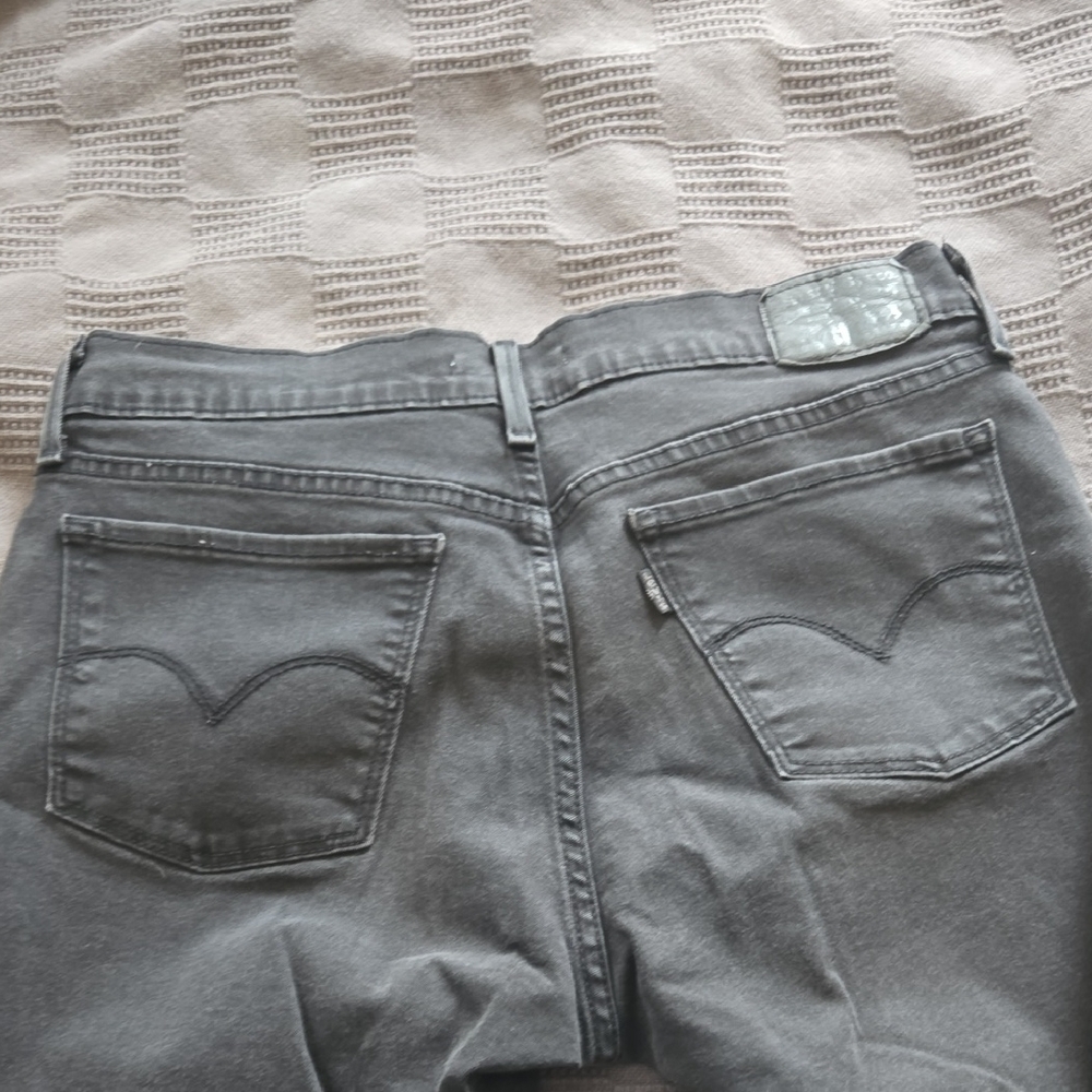 Levi's Charcoal Women's Skinny Jeans - Picture 4 of 12